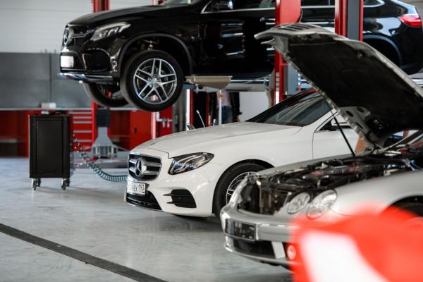 Димбо Моторс