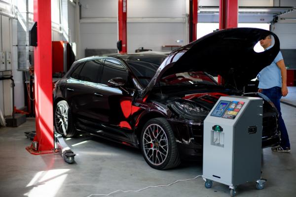 Димбо Моторс