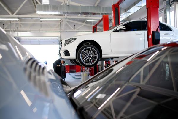 Димбо Моторс